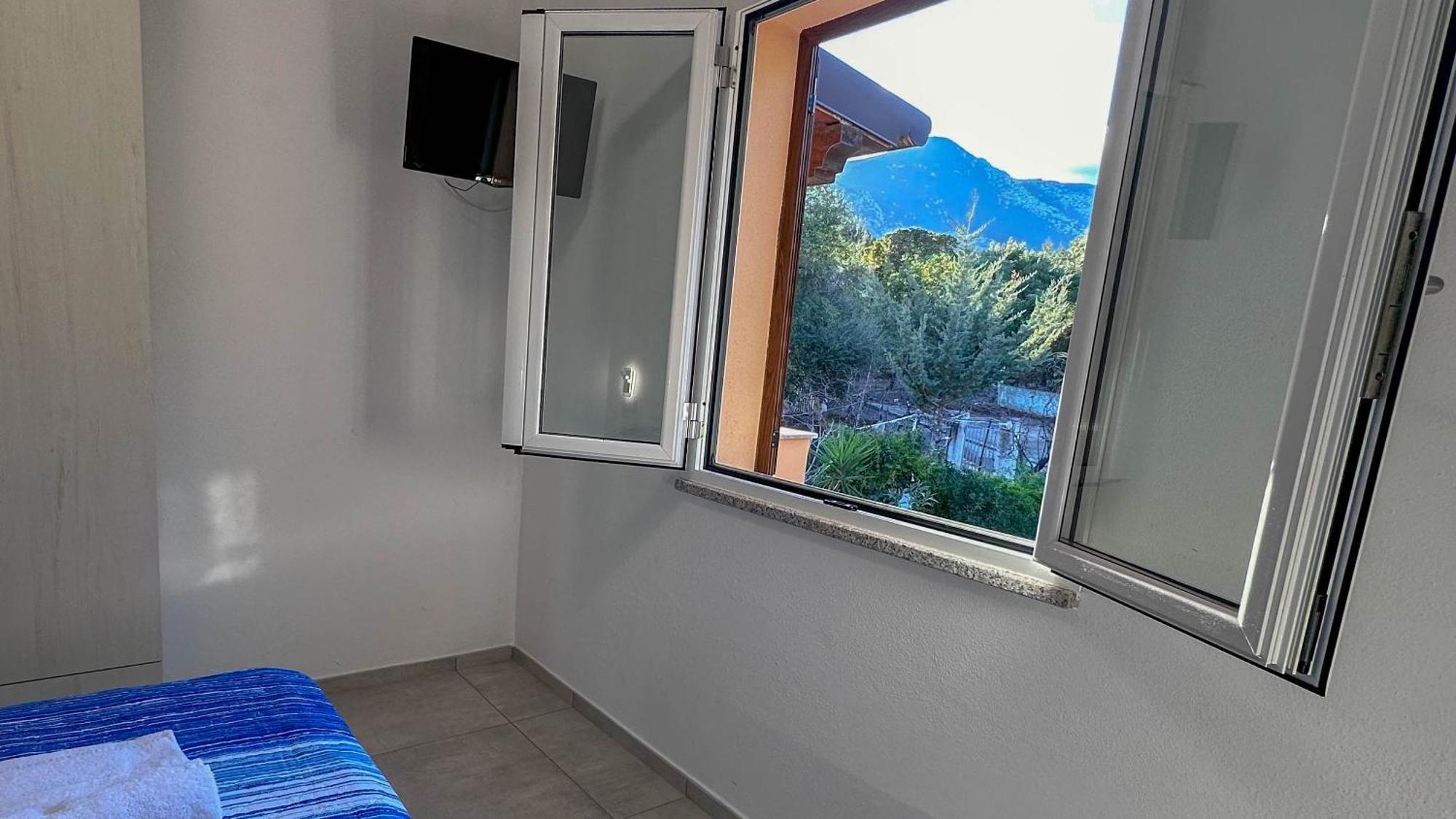 Mama House Con Vista Mare Leilighet Cala Gonone Eksteriør bilde